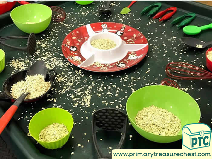 Christmas Discovery Tray Porridge - Role Play Sensory Play - Tuff Tray Ideas Early Years / Nursery / Primary