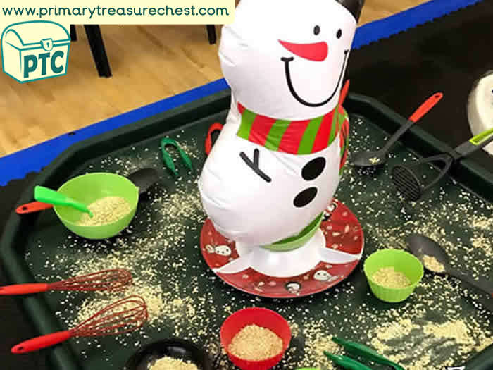 Christmas Discovery Tray Porridge - Role Play Sensory Play - Tuff Tray Ideas Early Years / Nursery / Primary