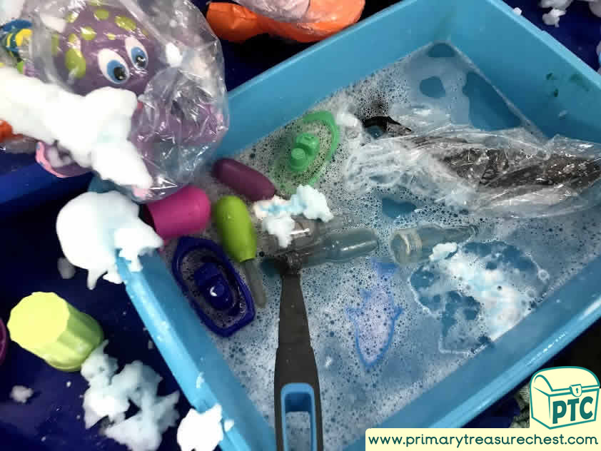 Environment Day Water Play tuff tray idea