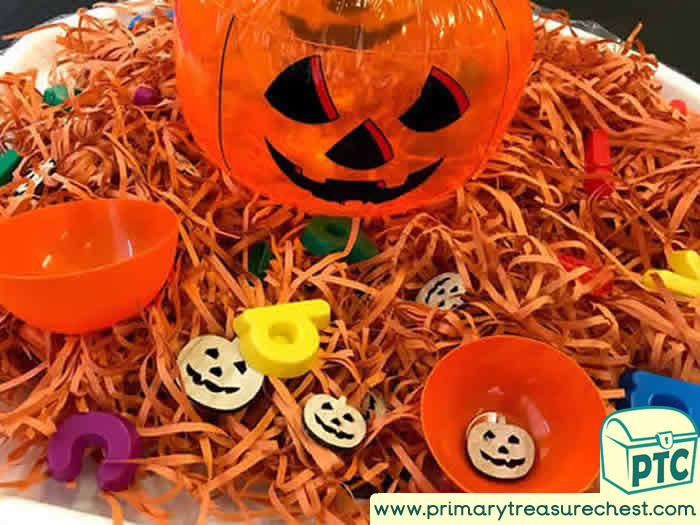 Farm Phonics Pumpkin Patch Tuff Tray - Role Play  Sensory Play - Spot Tray - Tuff Tray Ideas Early Years / Nursery / Primary 