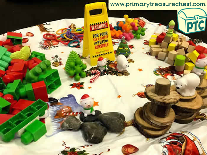 Santa Construction Small World Play - Role Play Sensory Play - Tuff Tray Ideas Early Years / Nursery / Primary