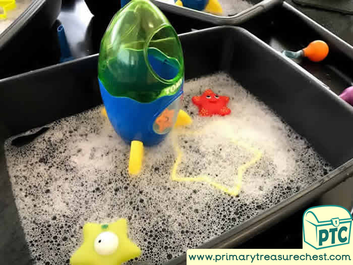 Space Water Play  Rockets and Stars tuff tray - Role Play Sensory Play - Tuff Tray Ideas Early Years / Nursery / Primary