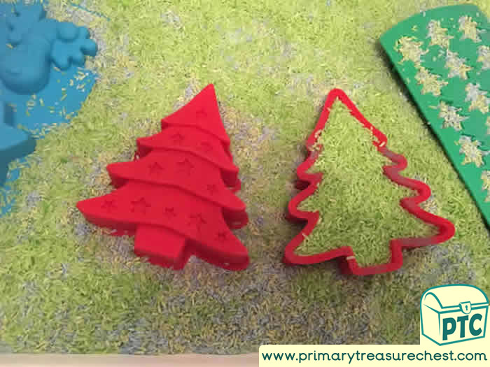 Winter Wonderland Christmas Tree Rice - Role Play Sensory Play - Tuff Tray Ideas Early Years / Nursery / Primary
